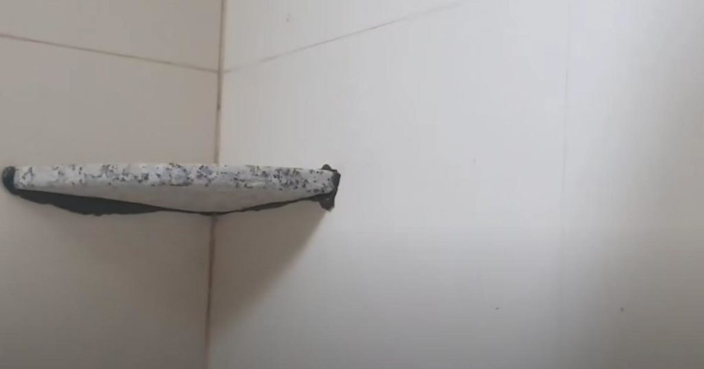 Как сделать угловые полки из мрамора для ванной комнаты