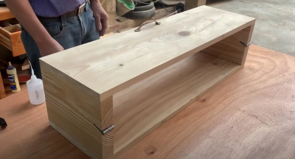 Складной настенный столик из дерева